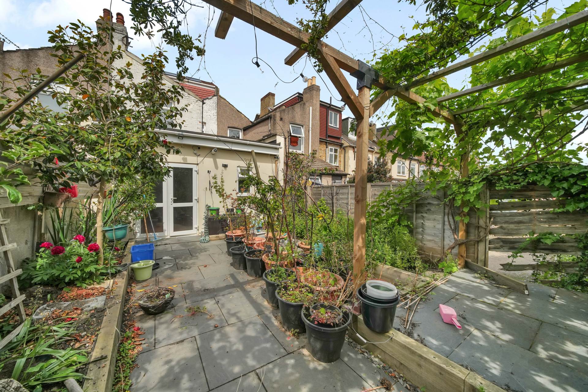 Park Road, Leyton, E10, Image 20