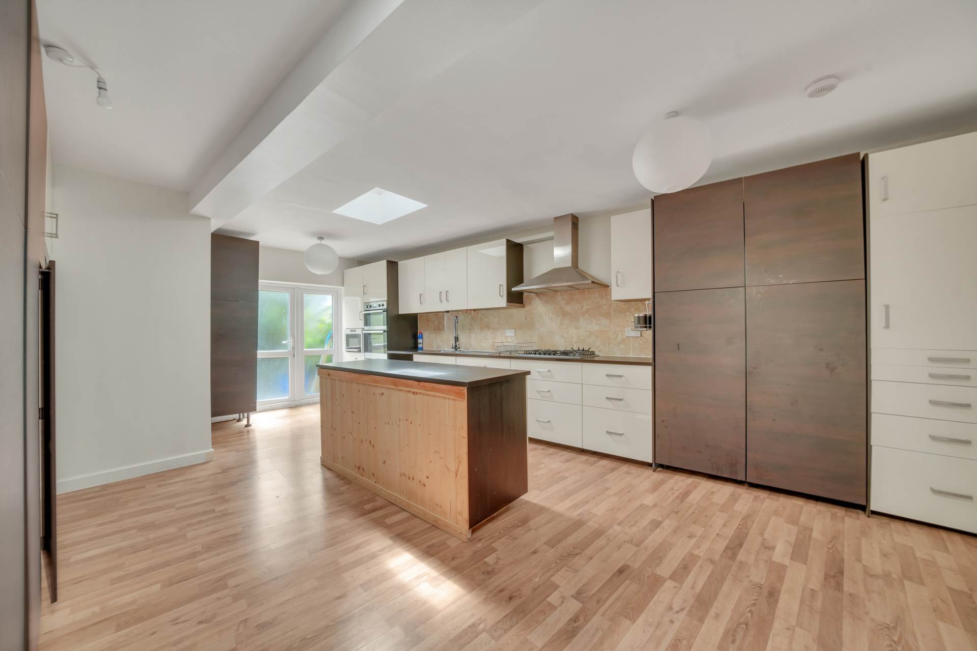 Park Road, Leyton, E10, Image 7
