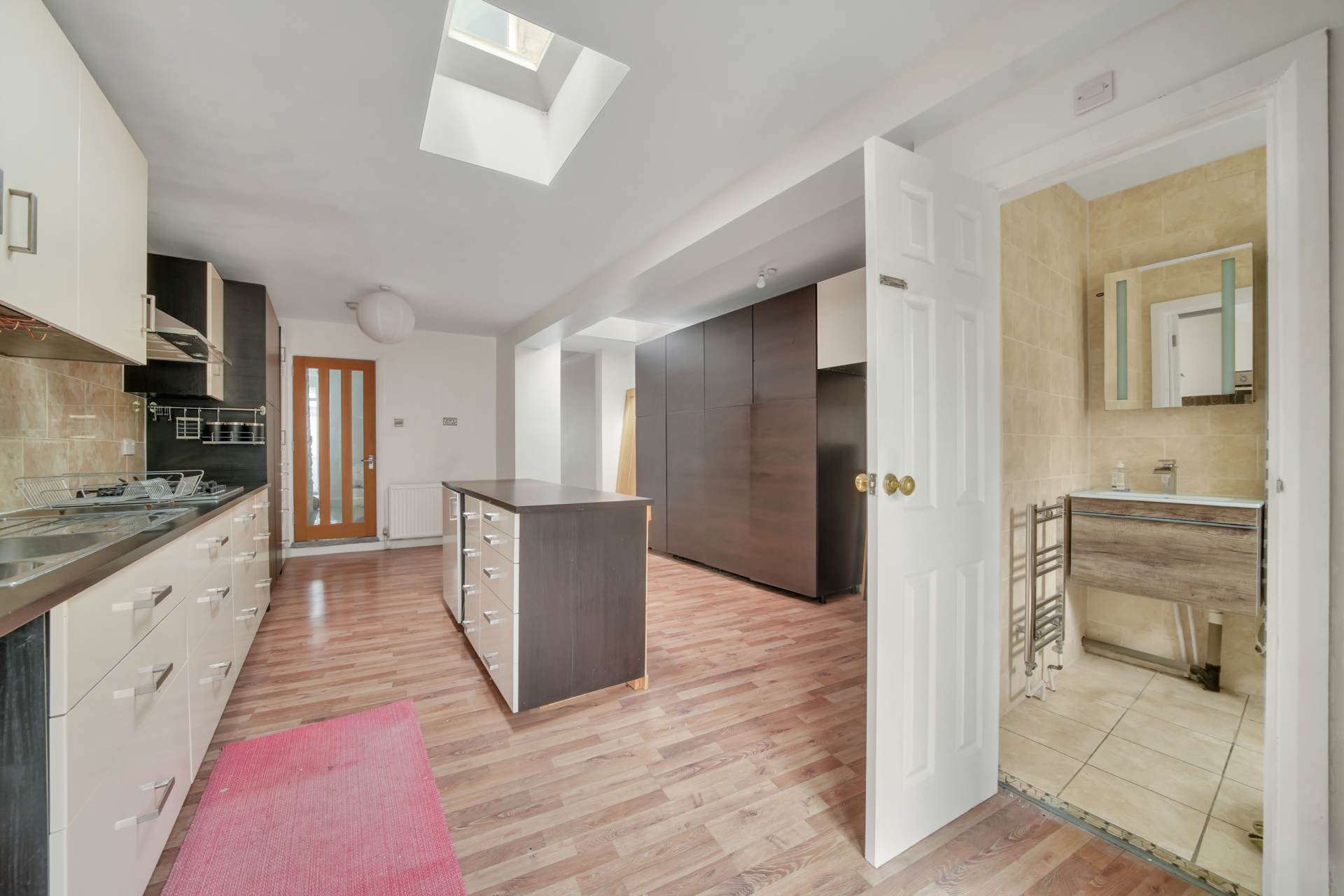 Park Road, Leyton, E10, Image 9