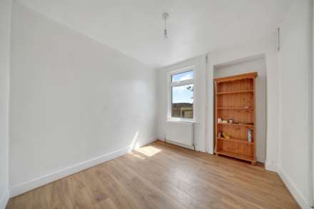 Park Road, Leyton, E10, Image 15