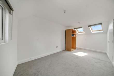 Park Road, Leyton, E10, Image 17