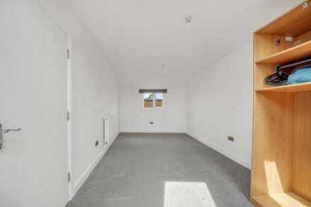 Park Road, Leyton, E10, Image 19