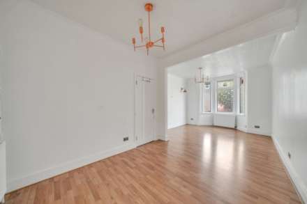 Park Road, Leyton, E10, Image 5