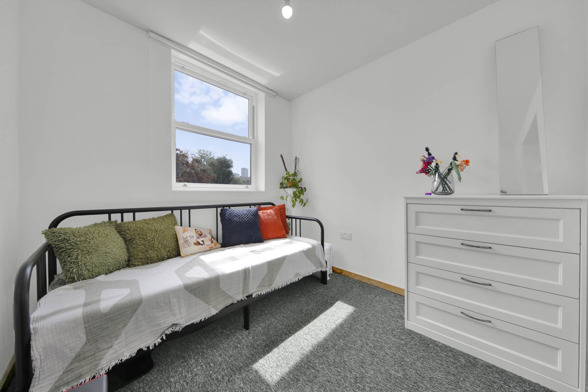 Chandos Road, London, E15, Image 22