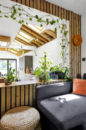 Chandos Road, London, E15, Image 12