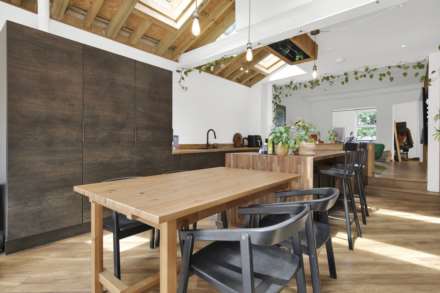Chandos Road, London, E15, Image 7