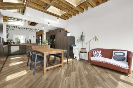 Chandos Road, London, E15, Image 9