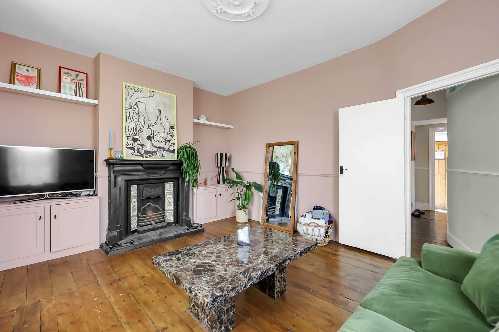 High Road Leyton, London, E15, Image 4