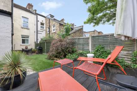 High Road Leyton, London, E15, Image 11