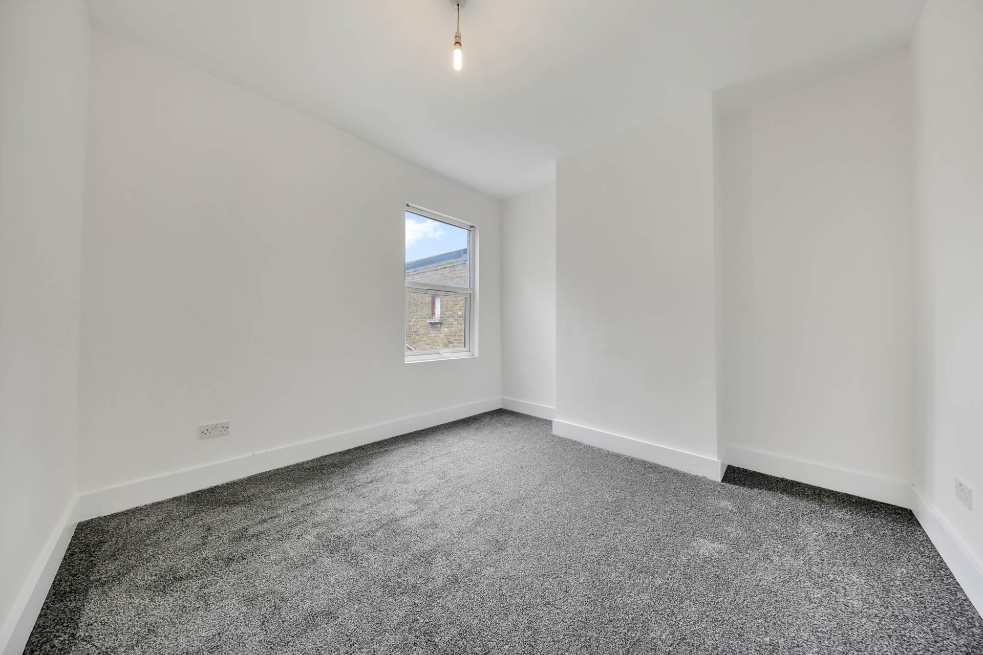 Kettlebaston Road, Leyton, E10, Image 12