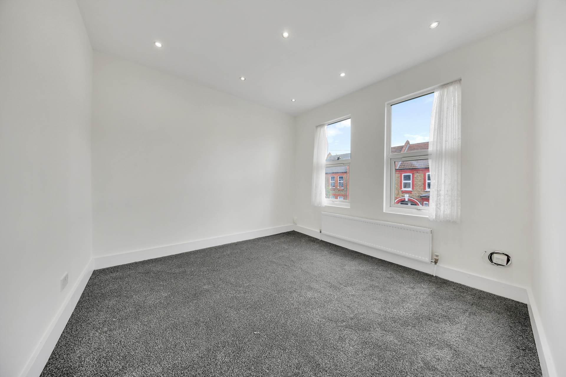 Kettlebaston Road, Leyton, E10, Image 2