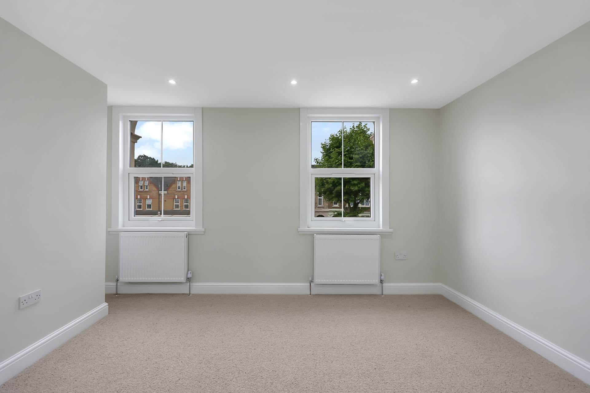 Fairlop Road, London, E11, Image 12