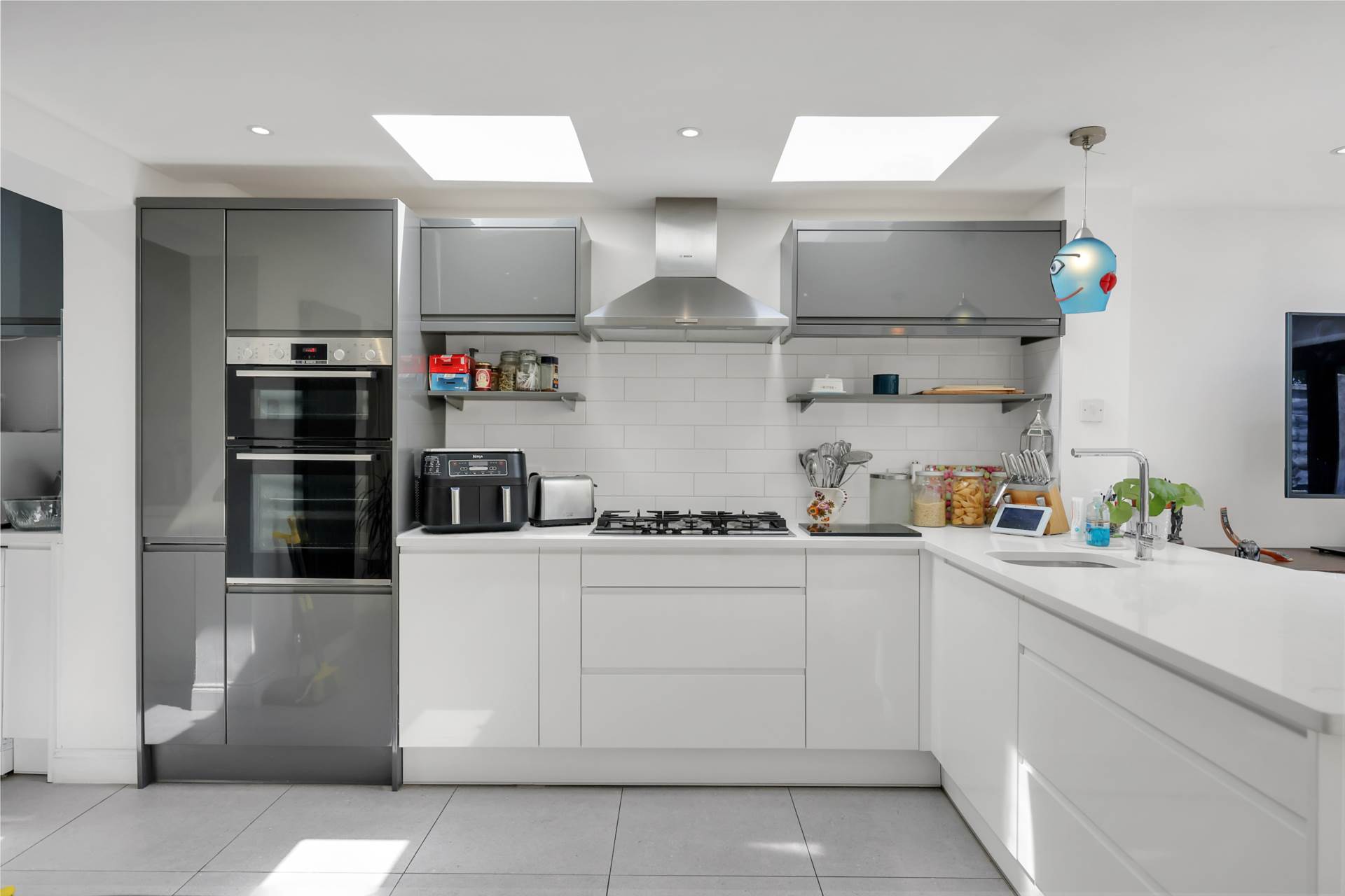 Capworth Street, Leyton, E10, Image 10