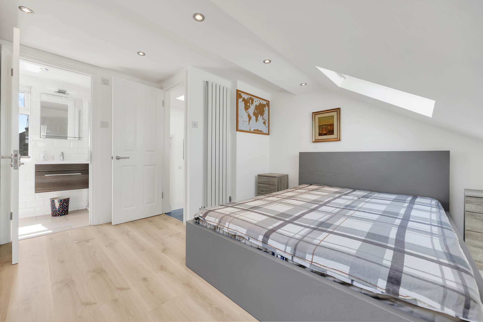 Capworth Street, Leyton, E10, Image 23