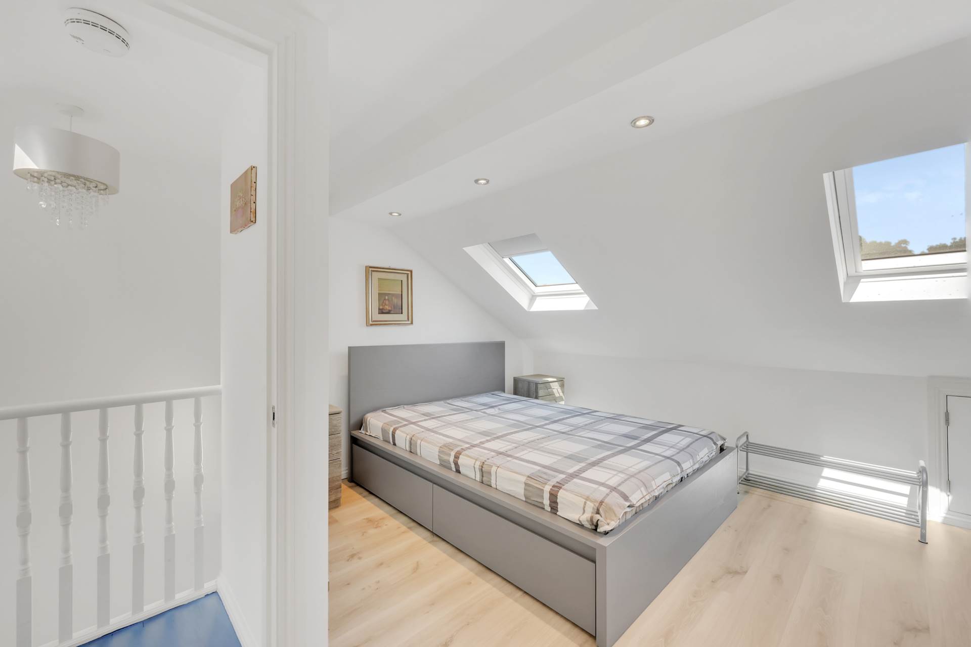 Capworth Street, Leyton, E10, Image 24