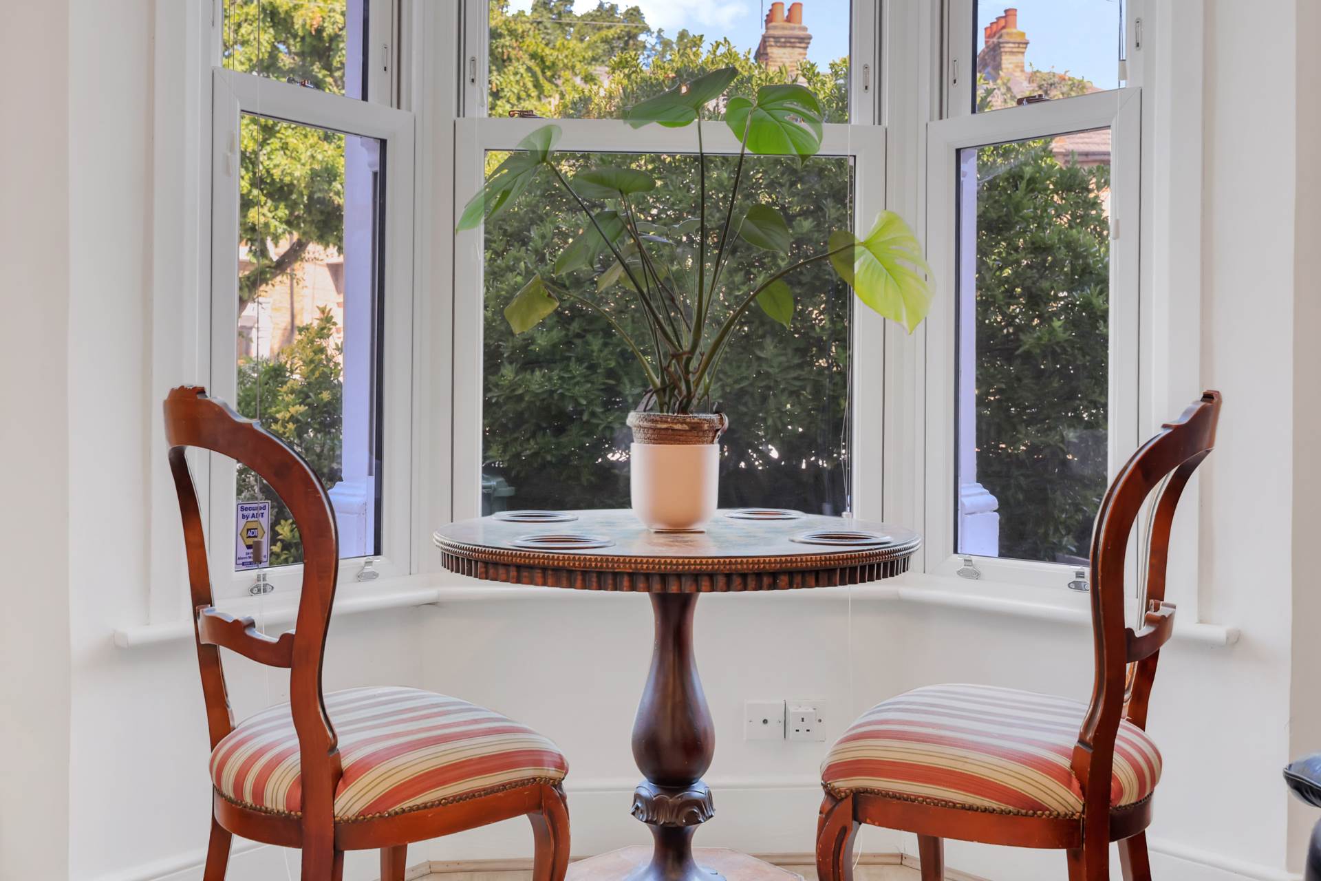 Capworth Street, Leyton, E10, Image 5