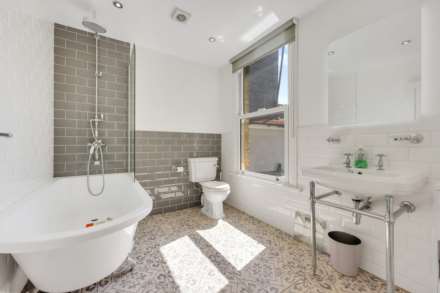 Capworth Street, Leyton, E10, Image 20