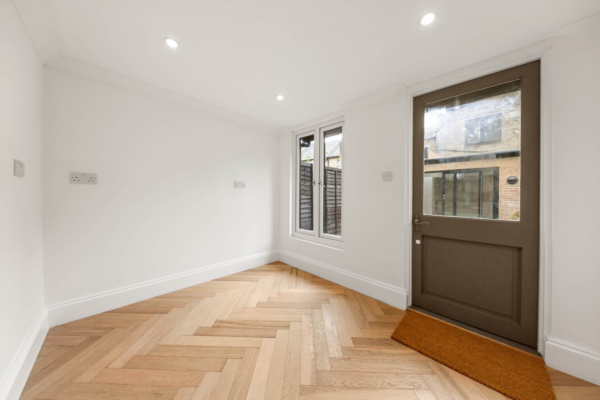Woodhouse Road, Leytonstone, E11, Image 17