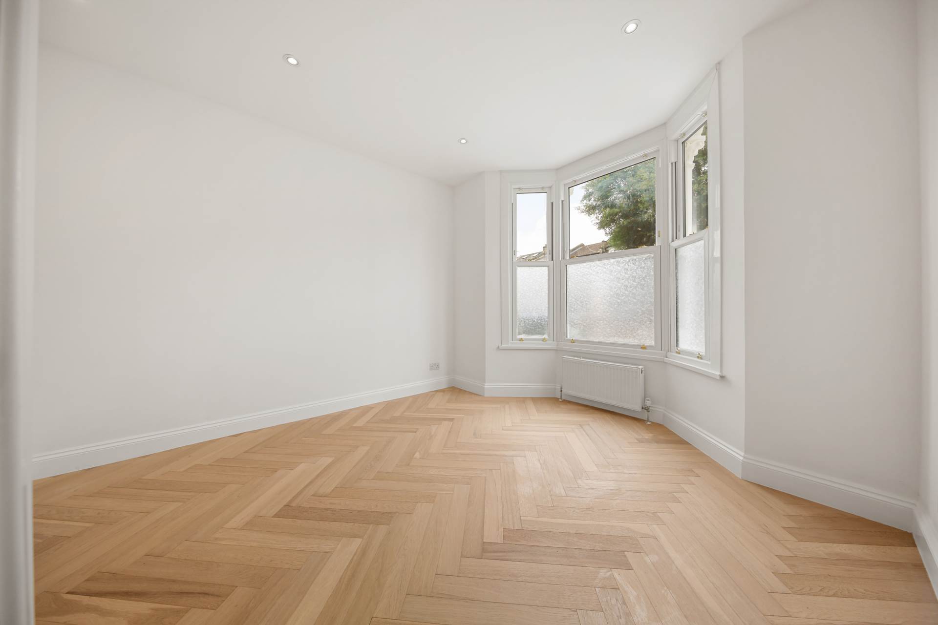 Woodhouse Road, Leytonstone, E11, Image 2