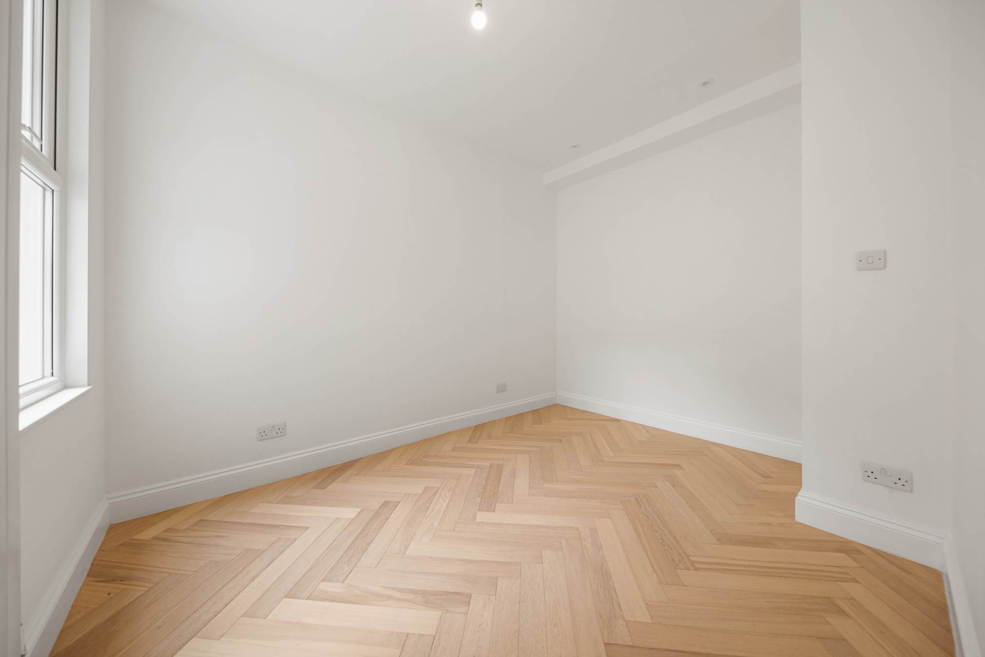 Woodhouse Road, Leytonstone, E11, Image 5
