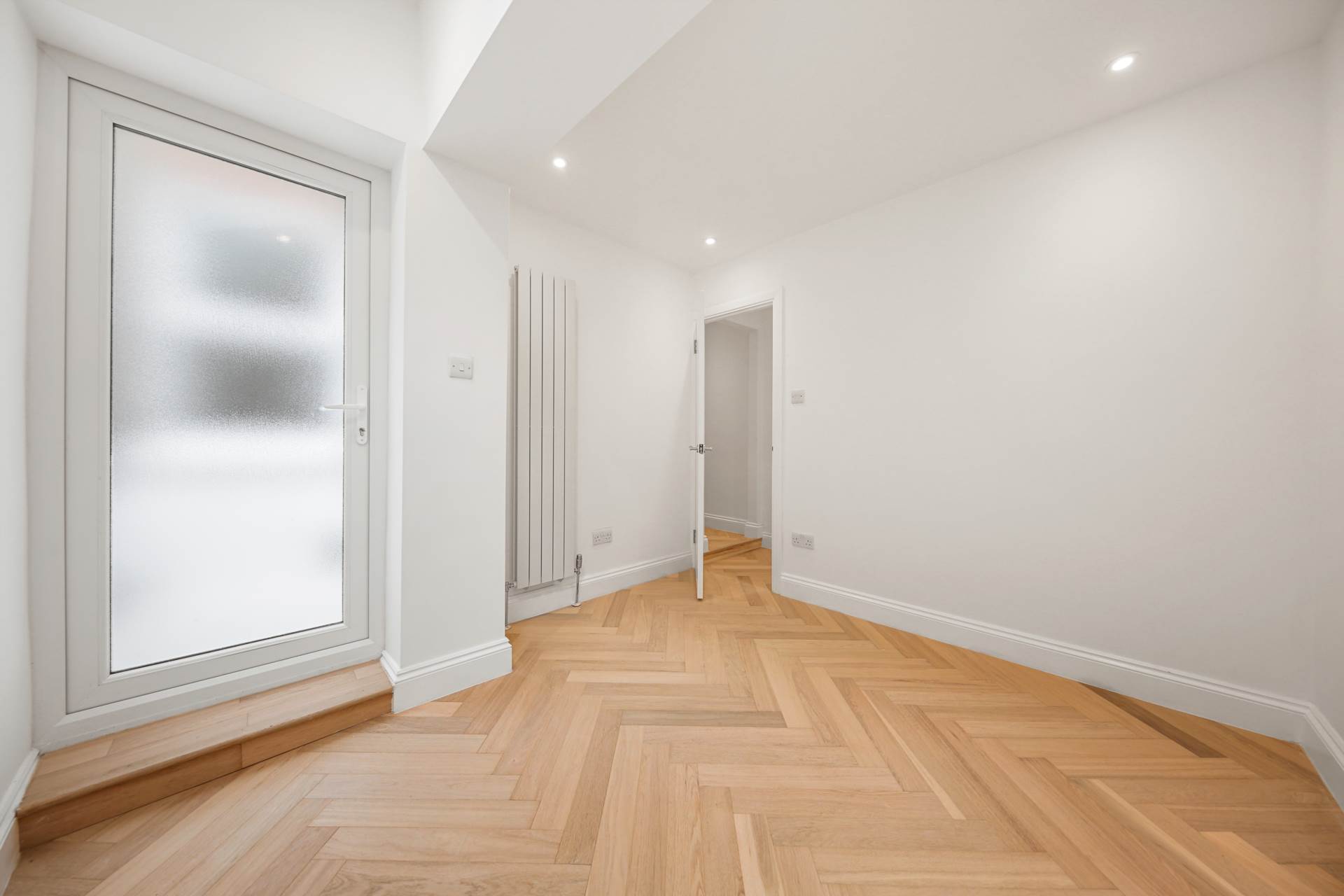 Woodhouse Road, Leytonstone, E11, Image 9