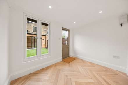 Woodhouse Road, Leytonstone, E11, Image 16