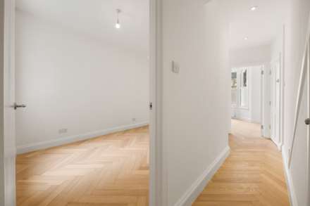 Woodhouse Road, Leytonstone, E11, Image 4