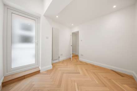 Woodhouse Road, Leytonstone, E11, Image 9