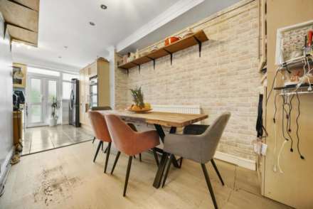Sunnyside Road, London, Image 12