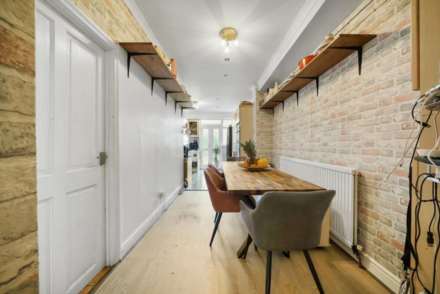 Sunnyside Road, London, Image 13
