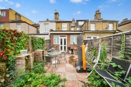 Sunnyside Road, London, Image 23