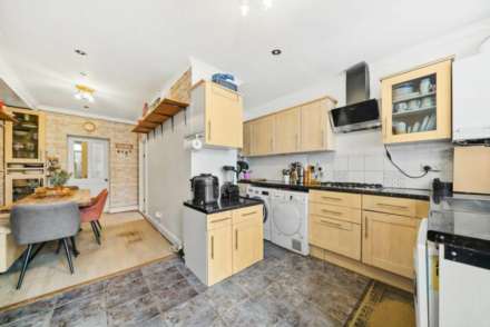 Sunnyside Road, London, Image 9