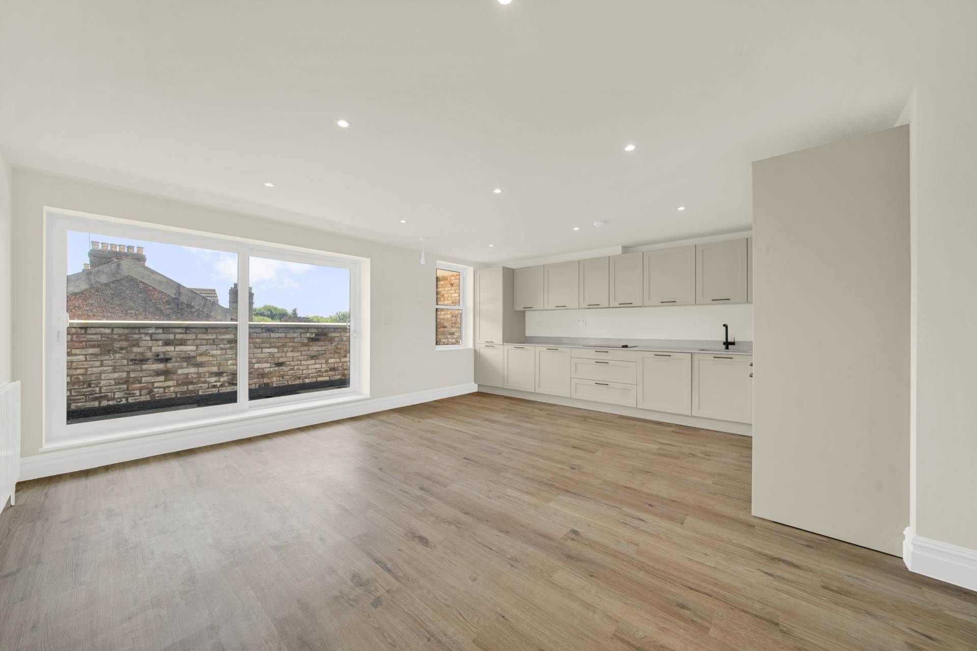 Bulwer Road, Leytonstone, E11, Image 7