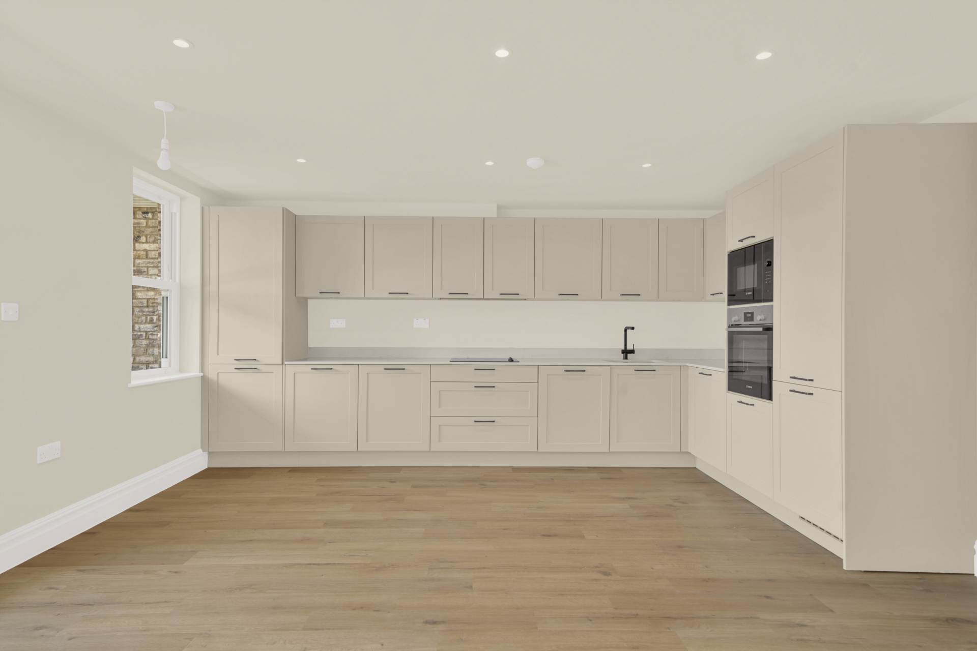 Bulwer Road, Leytonstone, E11, Image 9