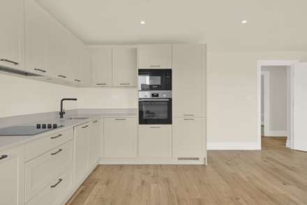 Bulwer Road, Leytonstone, E11, Image 13