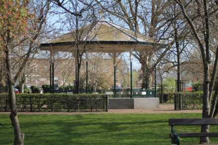 Woodhouse Road, London, E11, Image 2