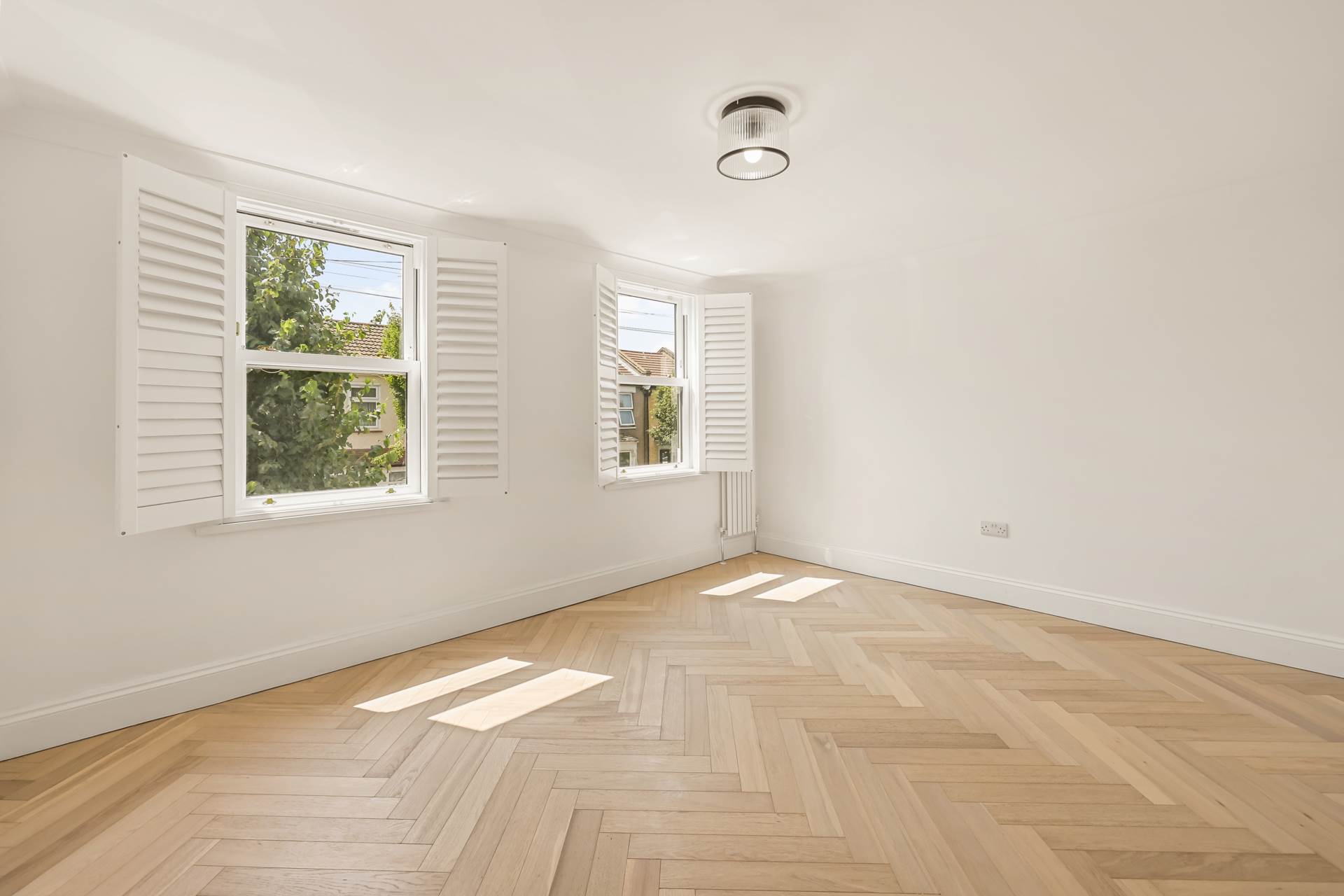 Chichester Road, Leytonstone, E11, Image 12
