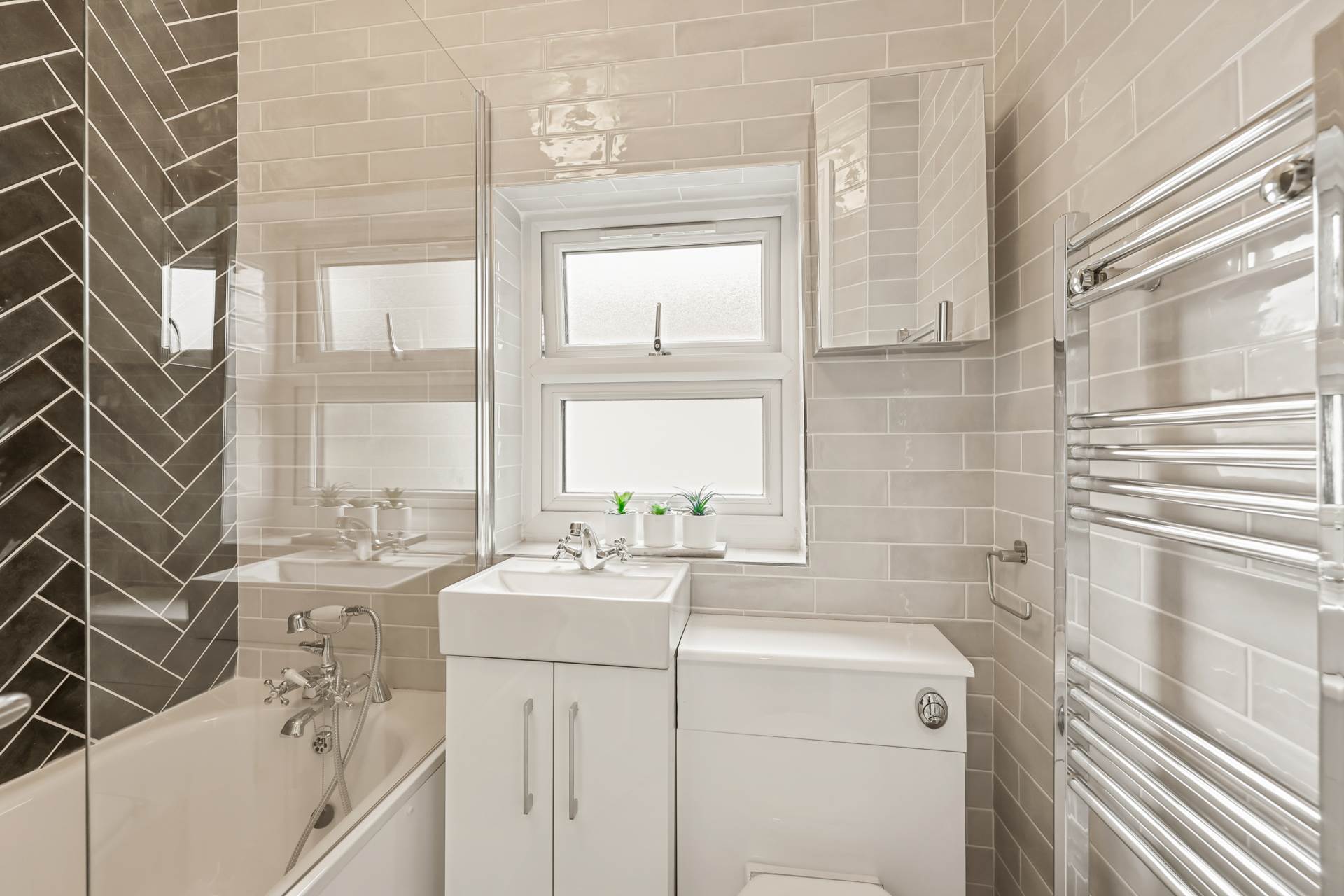 Chichester Road, Leytonstone, E11, Image 13