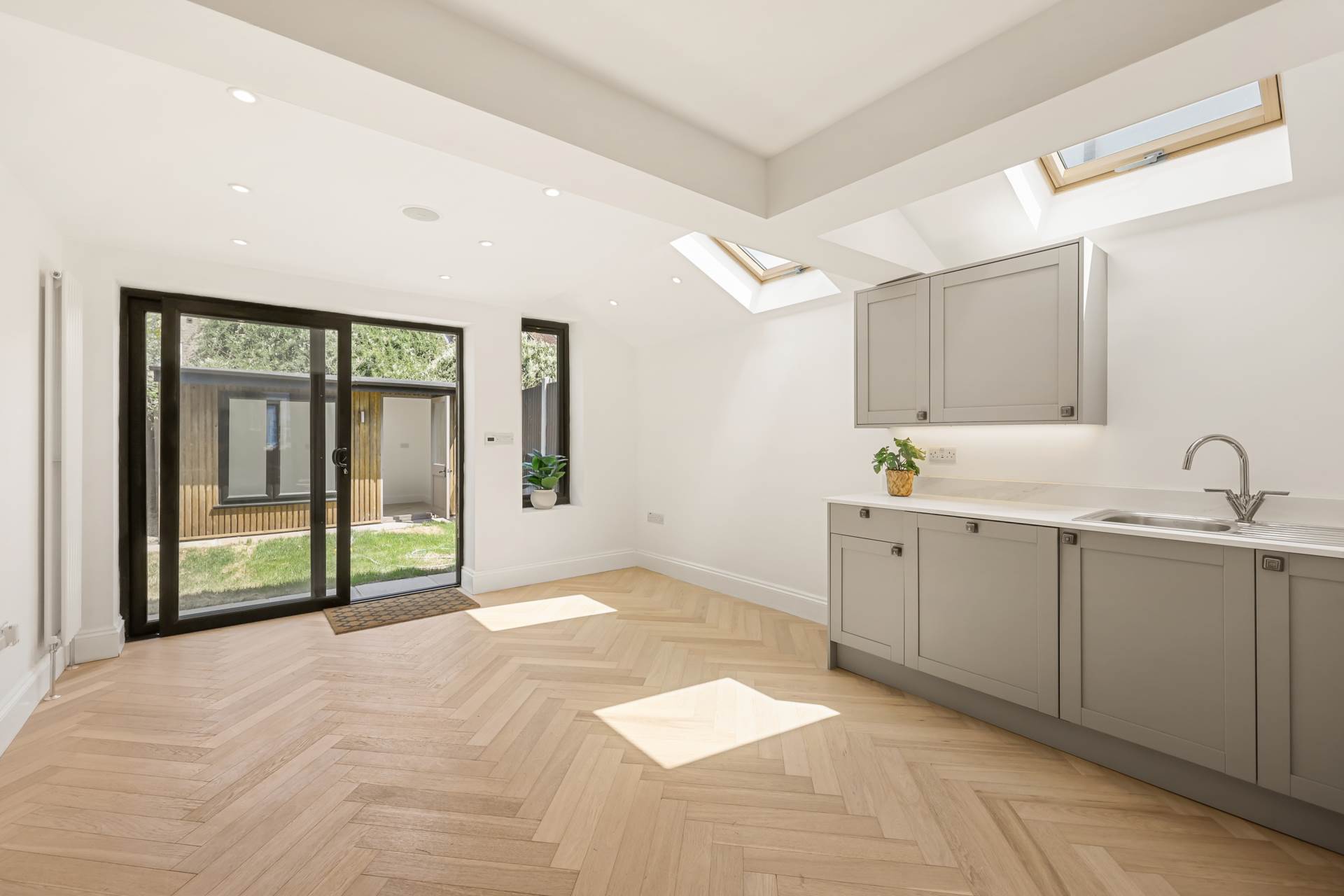 Chichester Road, Leytonstone, E11, Image 3