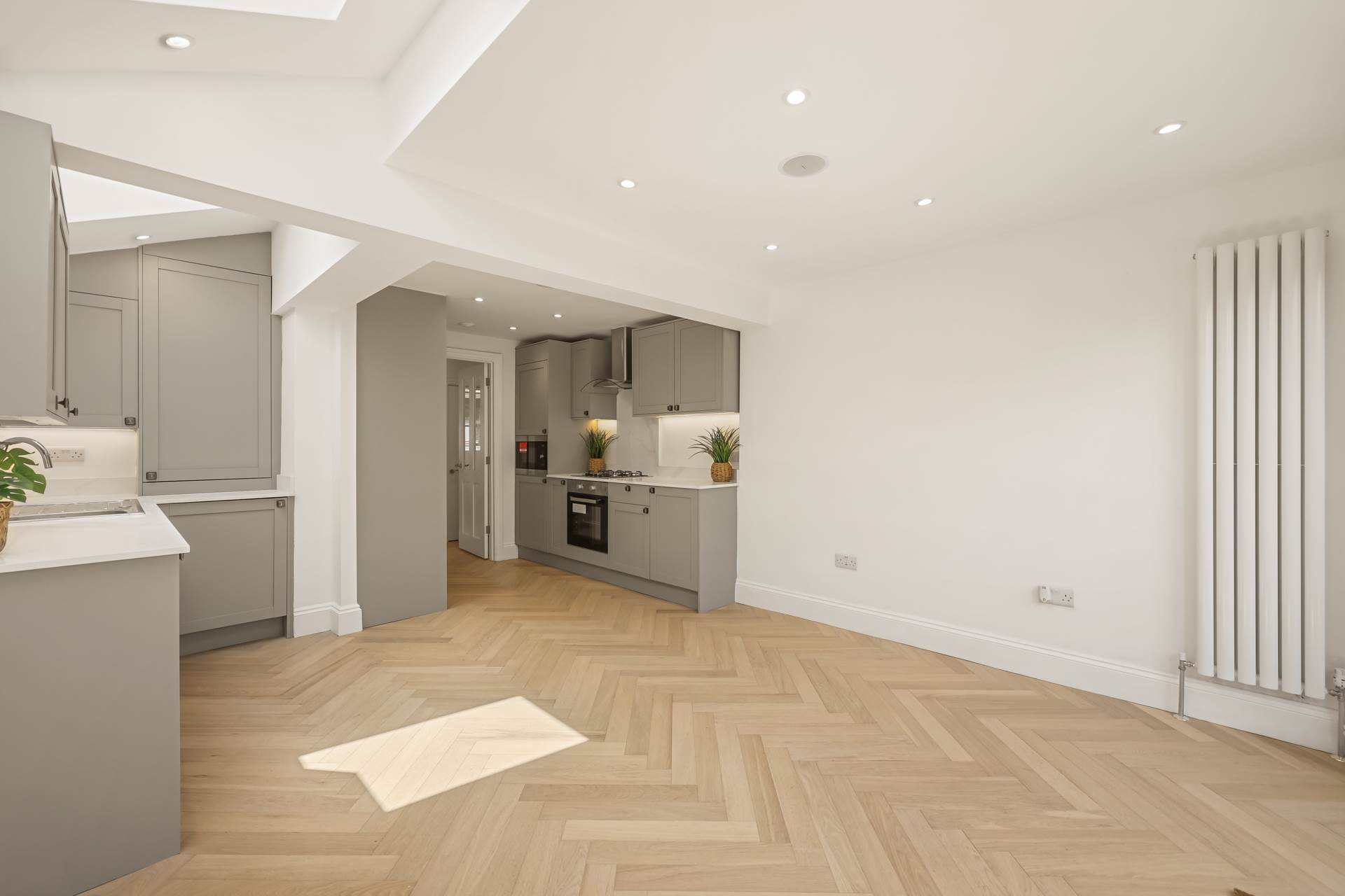 Chichester Road, Leytonstone, E11, Image 8