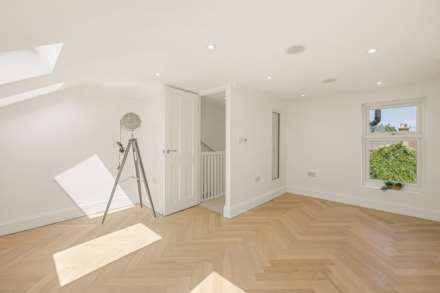 Chichester Road, Leytonstone, E11, Image 20
