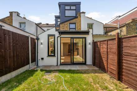 Chichester Road, Leytonstone, E11, Image 23