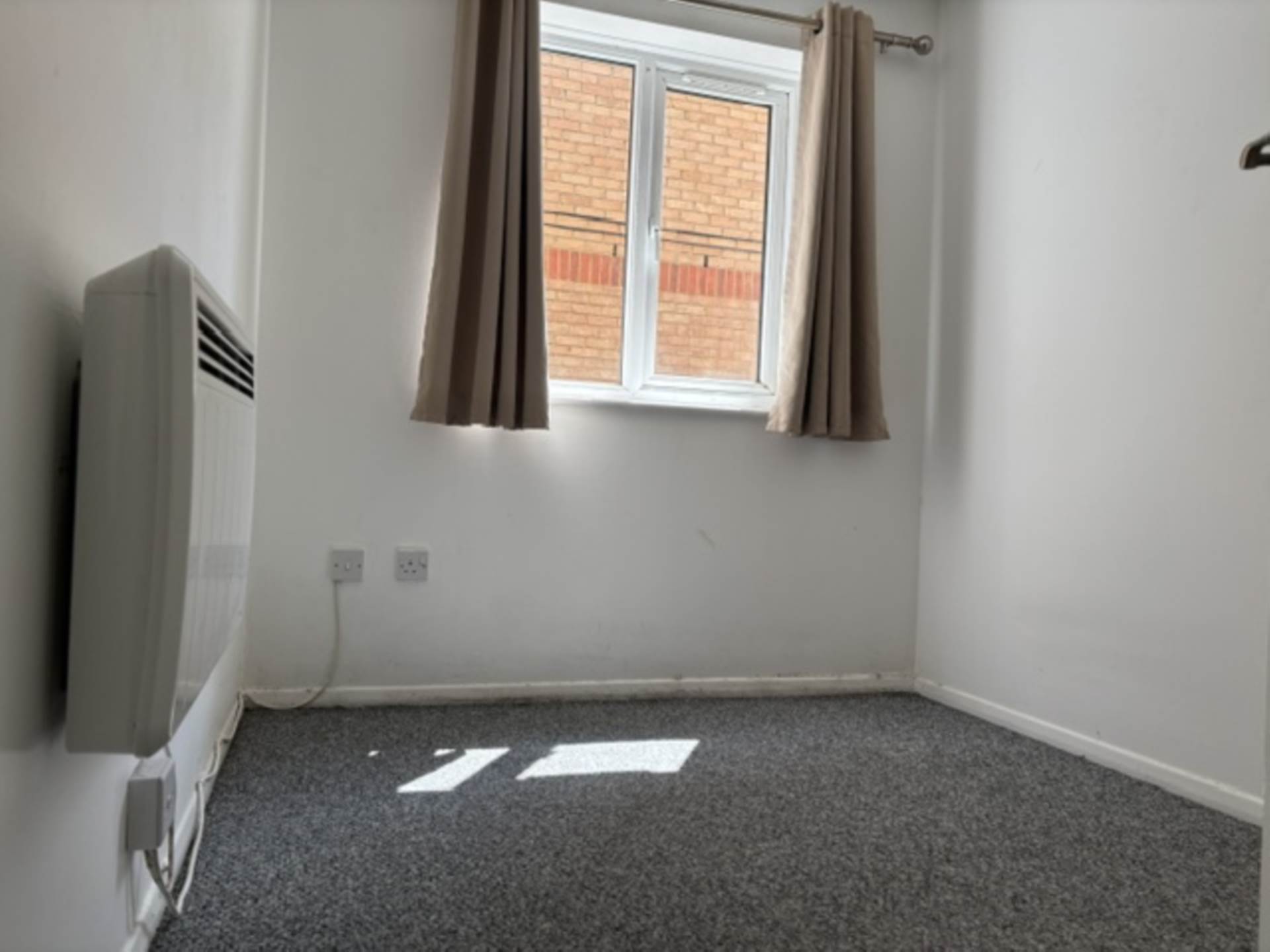Witham Court, Leyton, E10, Image 8