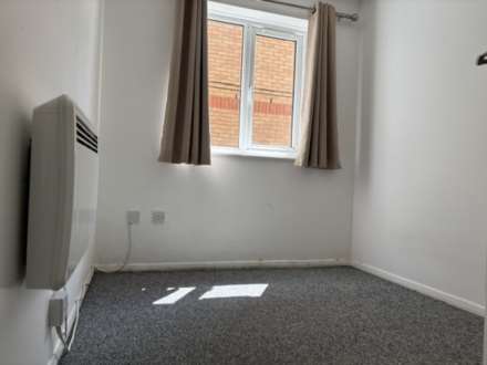 Witham Court, Leyton, E10, Image 8