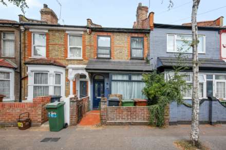 Brookscroft Road, Walthamstow, E17