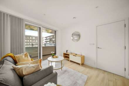 Beck Square, London, E10, Image 3