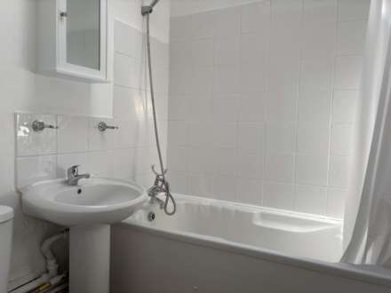 Skeltons Lane, Leyton, Image 5