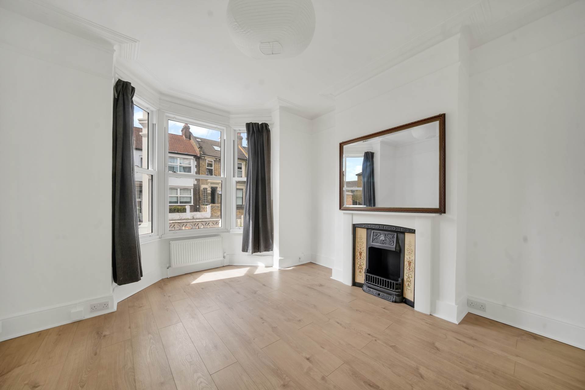 Newport Road, Leyton, E10, Image 4
