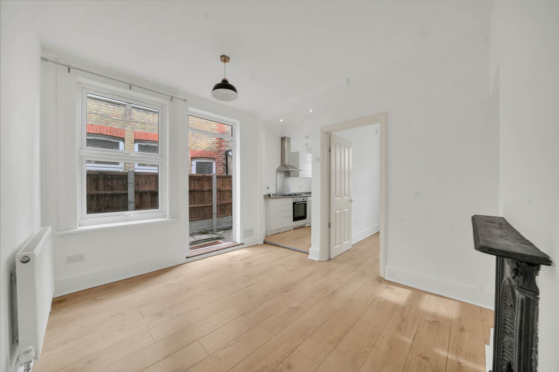 Newport Road, Leyton, E10, Image 9