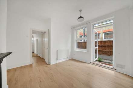 Newport Road, Leyton, E10, Image 10